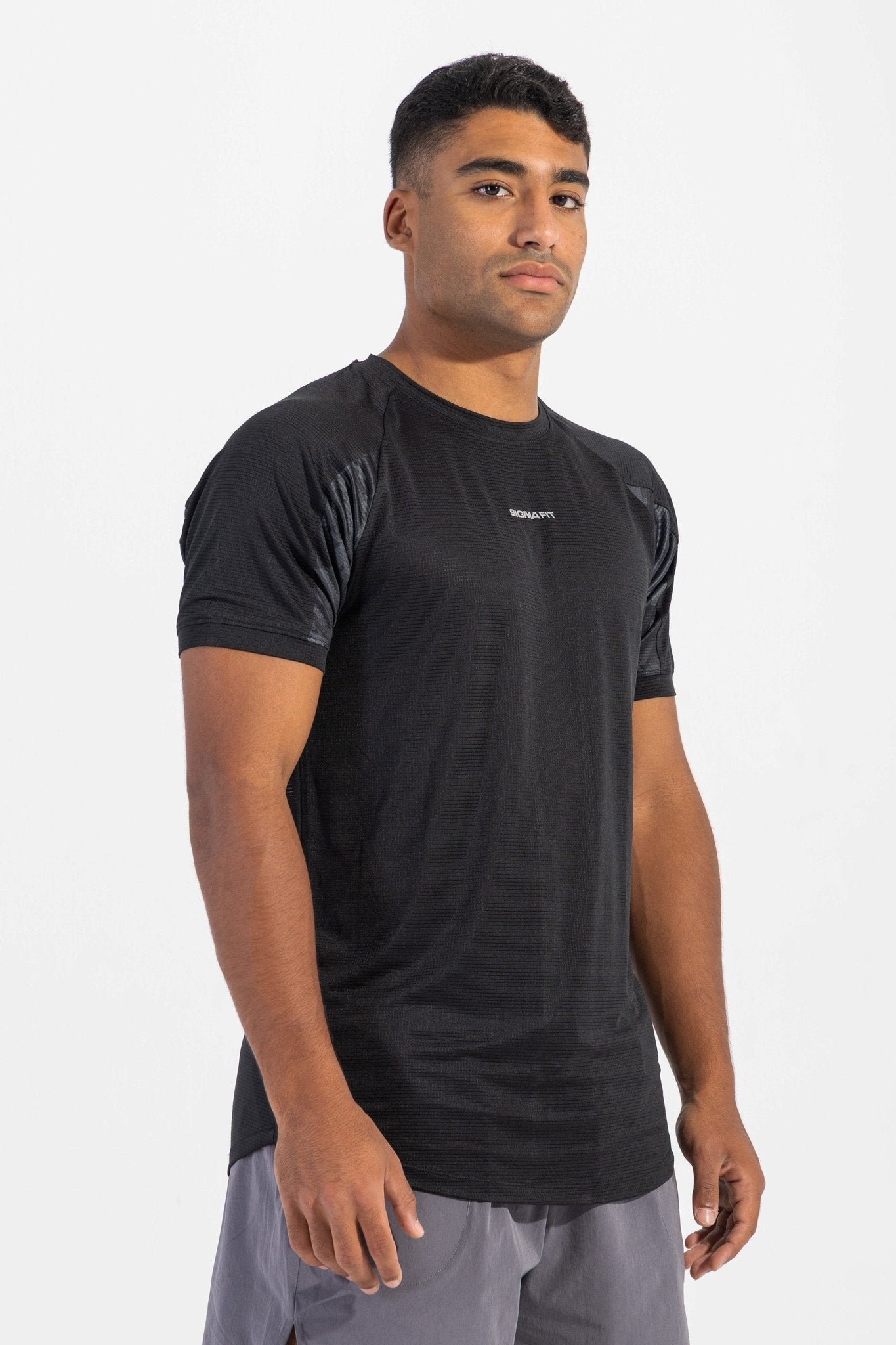 Black Dynamic PRO-Dri Tee - Sigma Fit