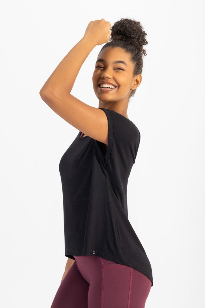 Black Pilates Tee - Sigma Fit