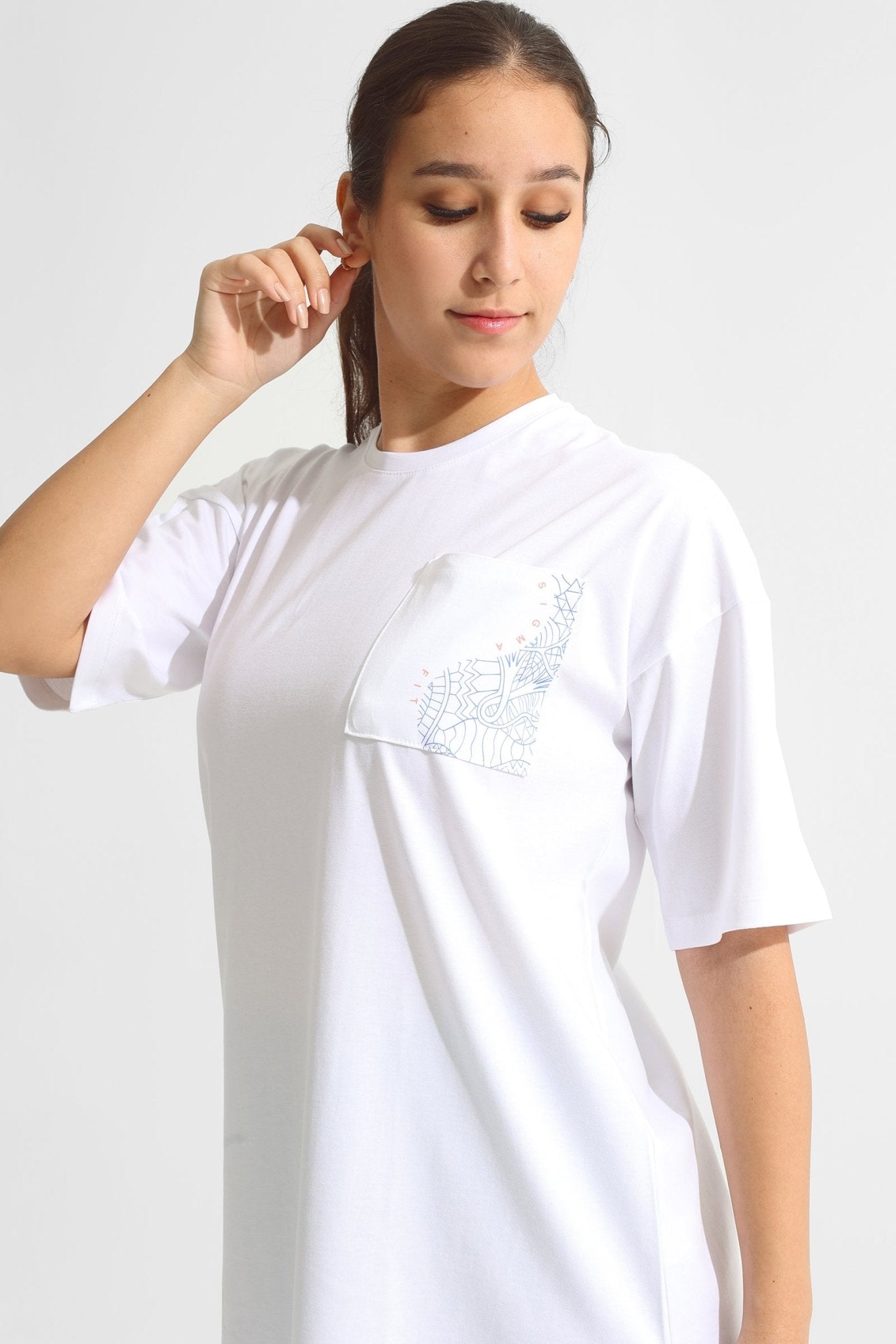 Sigma Fit Oversized Absrtact Tee - White - Sigma Fit