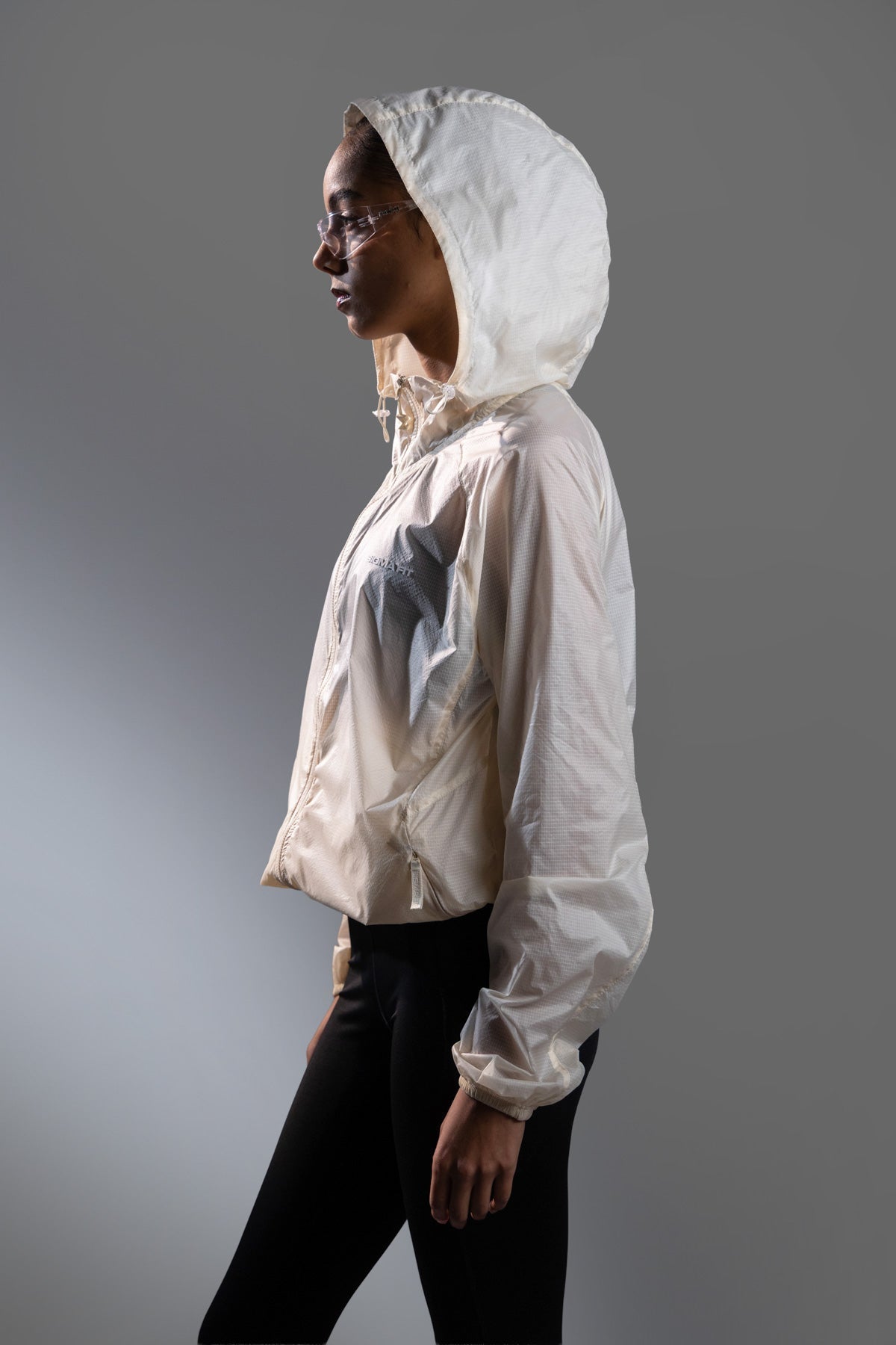 Windbreaker Jacket Off White - Sigma Fit