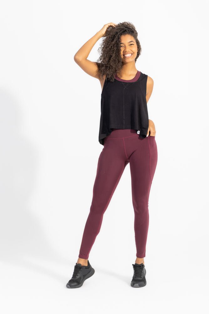 Yogi’s Croptop Black - Sigma Fit