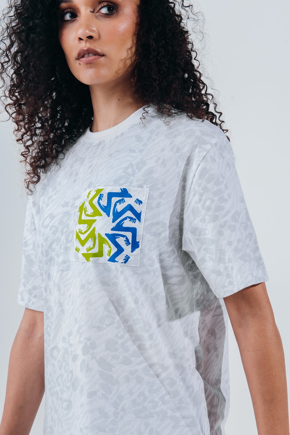 Printed White Oversized Short Sleeve - Sigma Fit